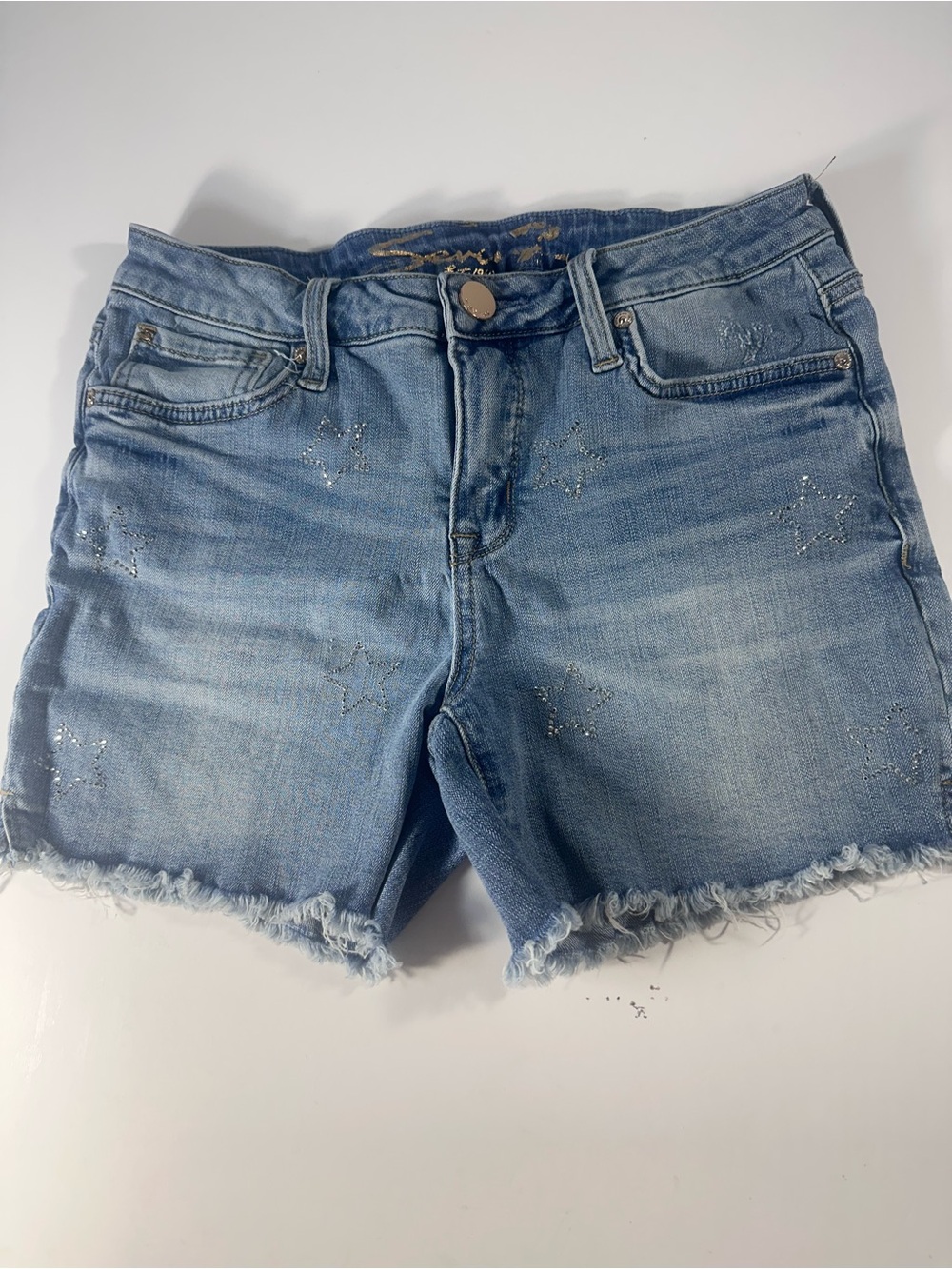 Seven7 Star Embellished Denim Shorts Light Wash Frayed Hem Coquette Coastsl